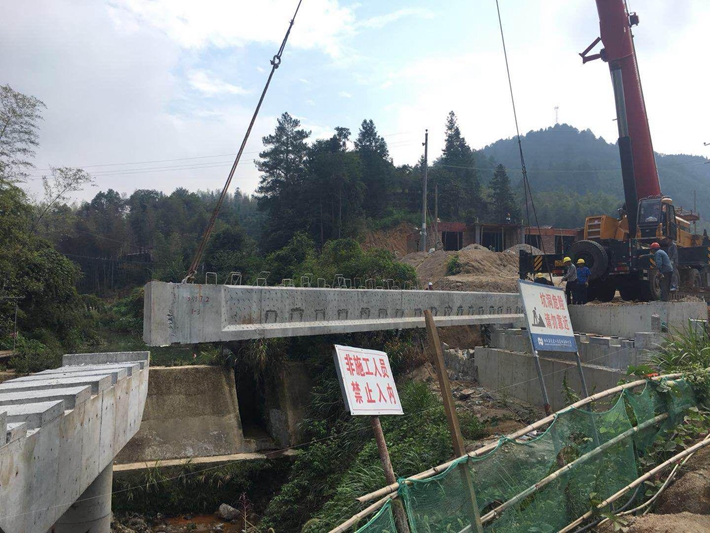 炎陵S207項(xiàng)目橋梁工程圓滿收官